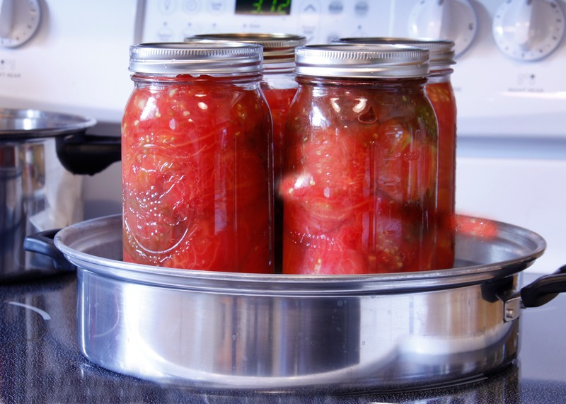 canning-tomatoes