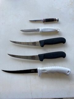 different sixed butcher knives