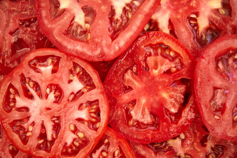 sliced ripe tomatoes